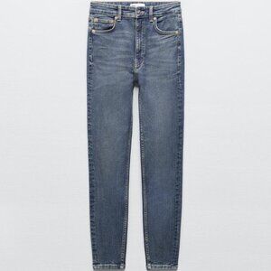Zara TRF Vintage Skinny Jeans 5252/221